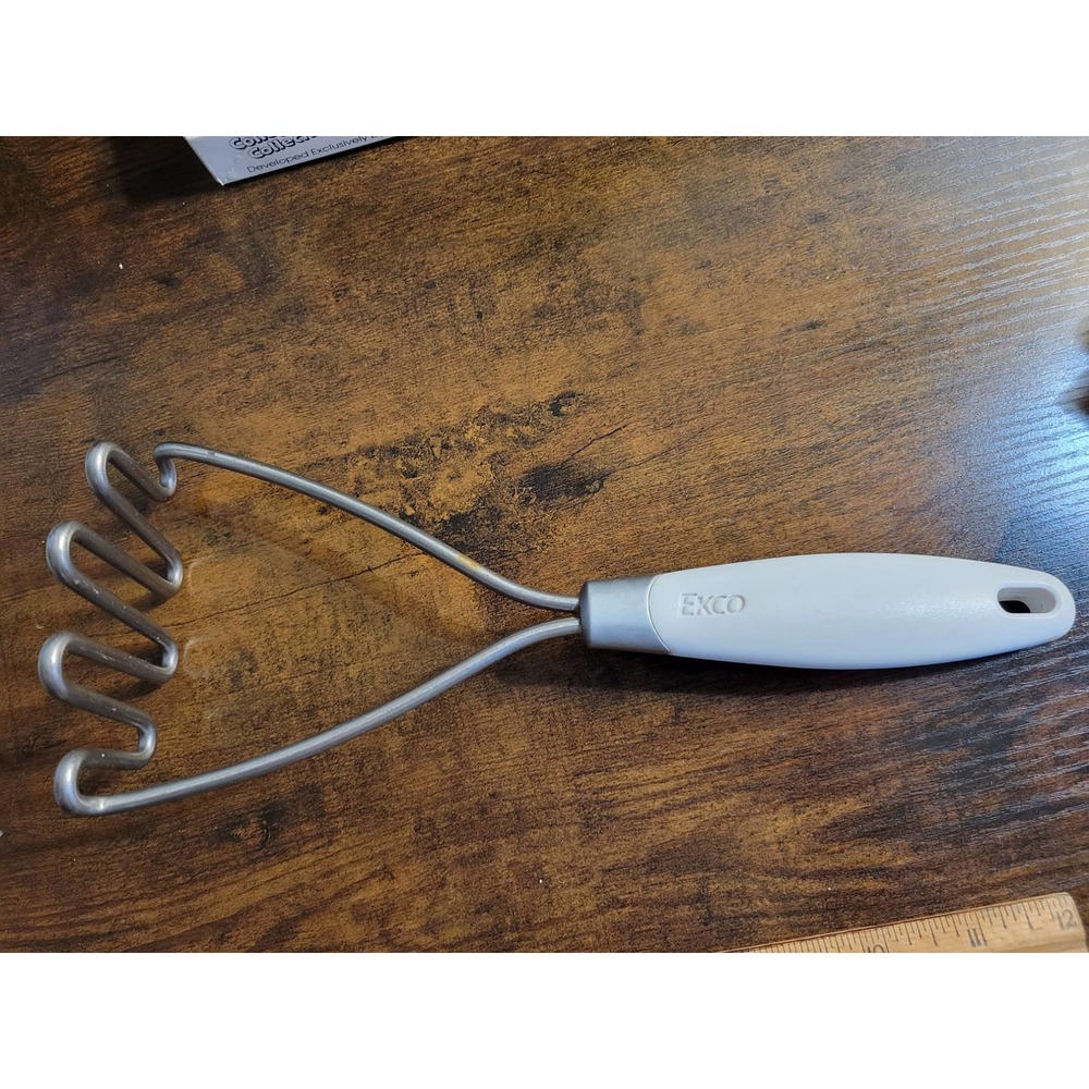 Ekco Stainless Steel 10-1/4" Potato Masher w/White single hole handle